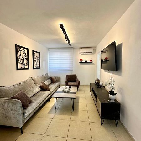 שבטי ישראל - דירת בוטיק Apartment Haifa Exterior foto